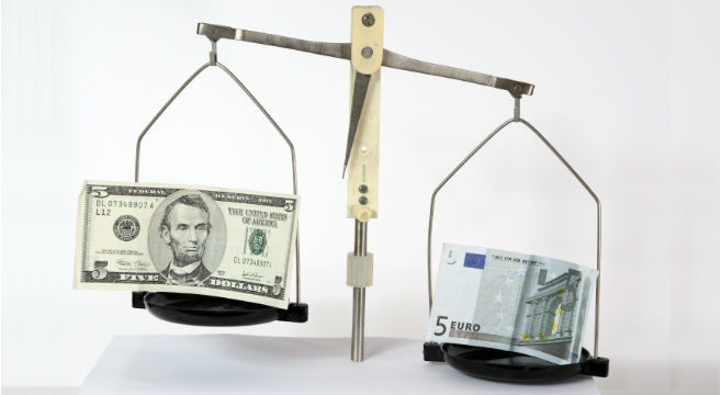 Super Euro sul dollaro